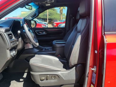 Used 2021 Chevrolet Suburban RST w/ Rear Media and Nav Package AWD/4WD image 28