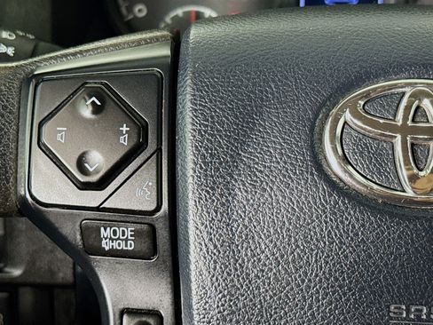 Used 2019 Toyota Tacoma SR RWD image 11