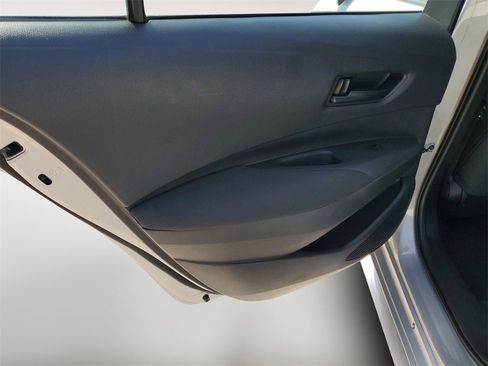 Used 2022 Toyota Corolla LE image 10