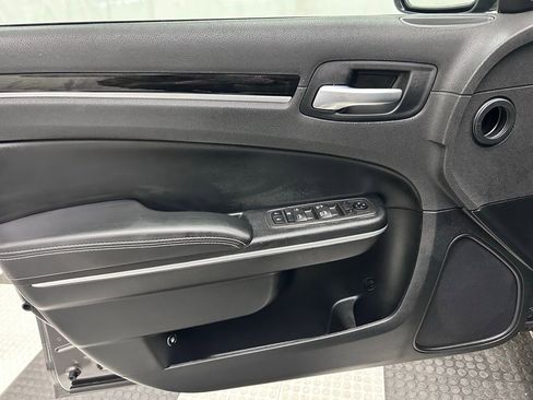 Certified 2022 Chrysler 300 S w/ Safetytec Plus Group image 11