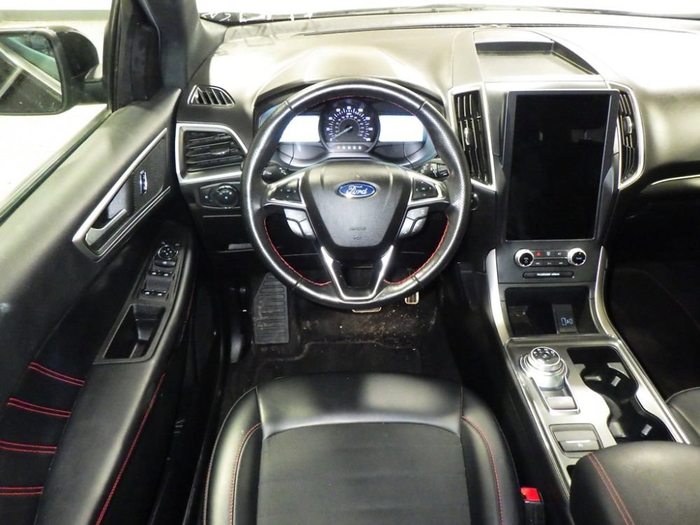 Used 2022 Ford Edge ST-Line AWD/4WD image 9