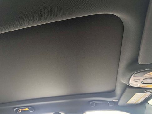 New 2026 Jeep Compass Limited image 18