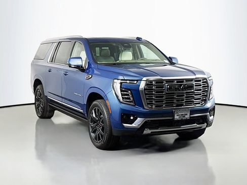 New 2026 GMC Yukon XL Denali w/ Denali Reserve Package image 1