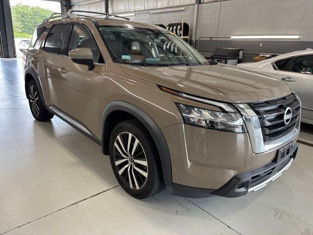 Certified 2023 Nissan Pathfinder Platinum AWD/4WD image 1
