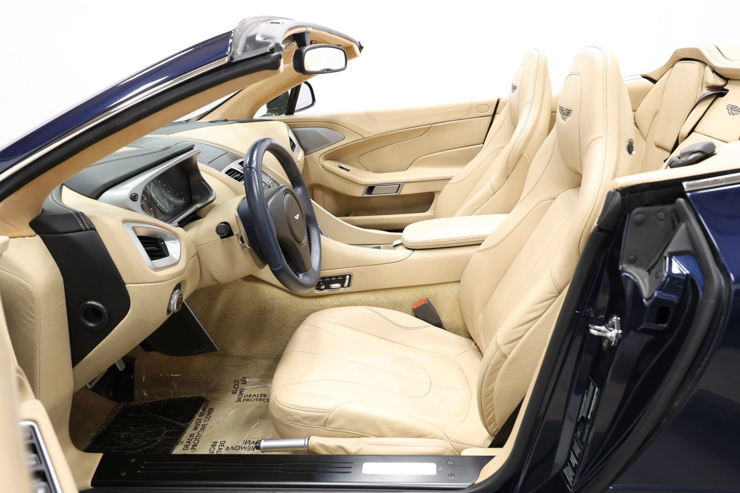 Used 2016 Aston Martin Vanquish Volante RWD image 14