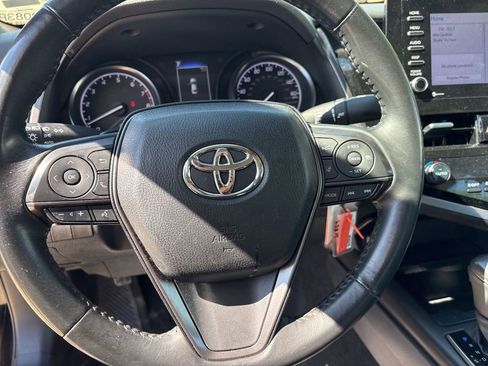 Used 2024 Toyota Camry SE FWD image 15