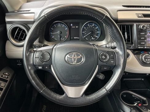 Used 2018 Toyota RAV4 XLE w/ Plus Extra Value Package AWD/4WD image 18