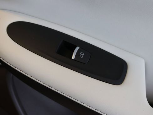 Certified 2021 INFINITI QX50 Autograph w/ Premium White Leather Package image 31