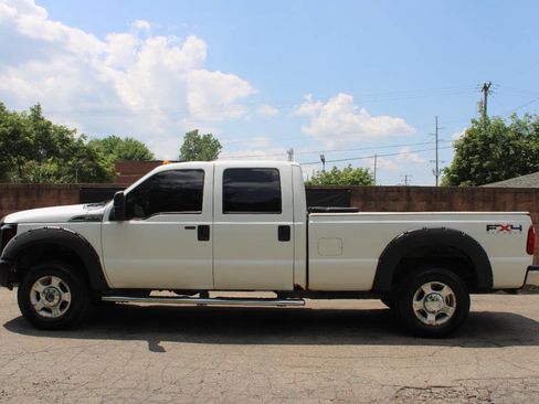 Used 2011 Ford F250 XLT w/ XLT Interior Pkg image 2