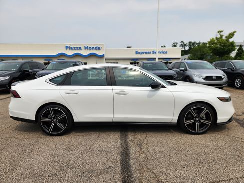 Certified 2025 Honda Accord Sport image 6
