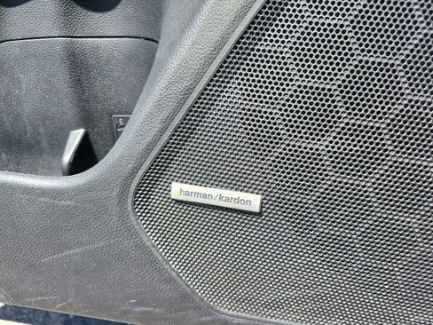 Used 2019 Subaru Outback 2.5i Limited w/ Popular Package #2 image 25