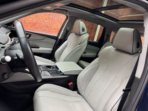 Used 2023 Acura MDX SH-AWD w/ Advance Package image 25