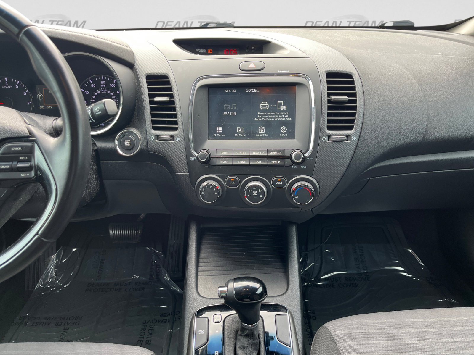 Used 2017 Kia Forte S w/ S Technology Package FWD image 13