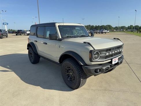 New 2026 Ford Bronco Big Bend w/ Black Diamond Package AWD/4WD image 2