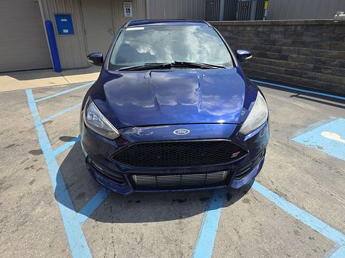 Used 2016 Ford Focus ST image 10