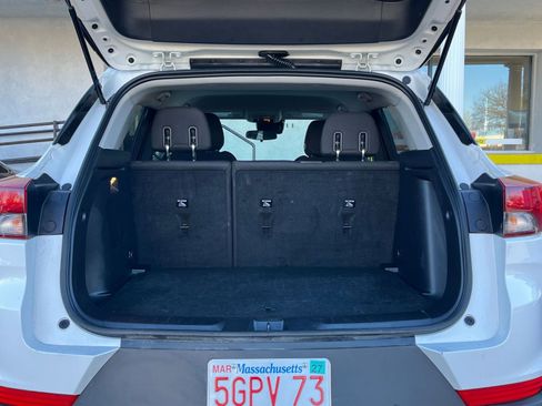 Used 2025 Chevrolet TrailBlazer LT w/ Driver Confidence Package image 27