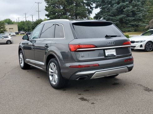 Used 2025 Audi Q7 3.0T Premium Plus AWD/4WD image 3