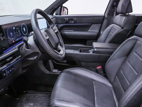 Used 2024 Hyundai Santa Fe Calligraphy image 9