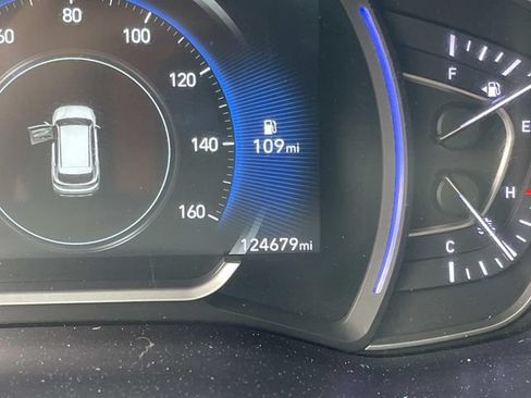 Used 2019 Hyundai Santa Fe SEL AWD/4WD image 42