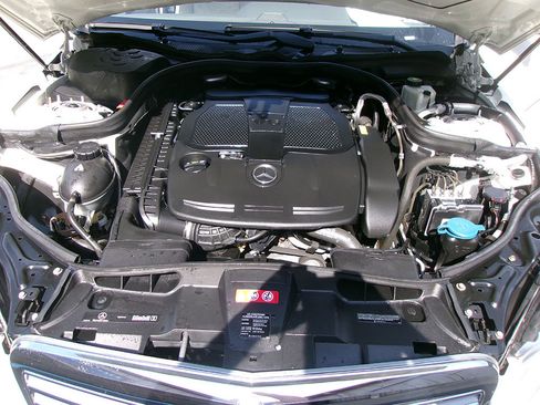 Used 2012 Mercedes-Benz E 350 4MATIC Sedan image 10