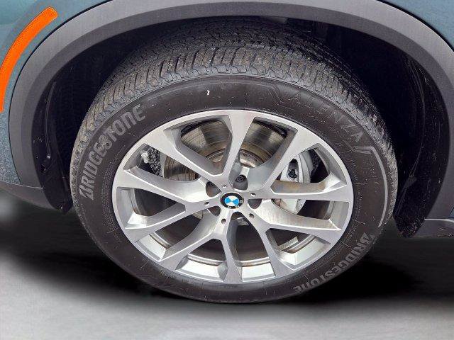 Used 2025 BMW X5 xDrive40i AWD/4WD image 9