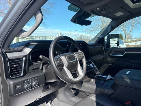 Used 2024 GMC Sierra 2500 Denali w/ Denali Reserve Package image 28