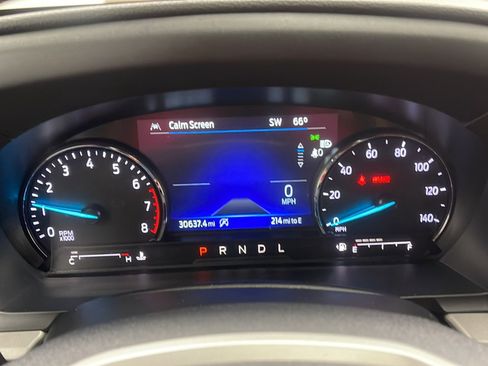 Used 2024 Ford Explorer XLT w/ Equipment Group 202A AWD/4WD image 5