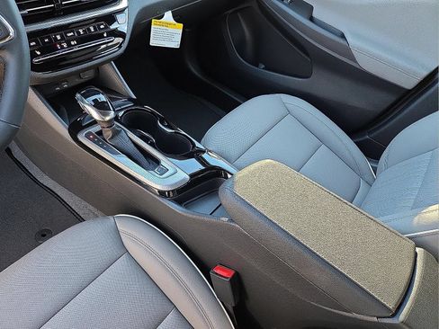 New 2026 Buick Envista Avenir FWD image 25