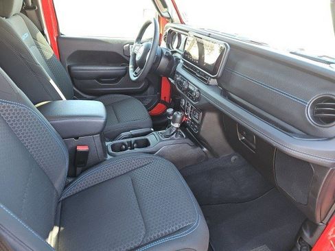 Used 2025 Jeep Wrangler Unlimited Rubicon 4xe w/ Safety Group image 11