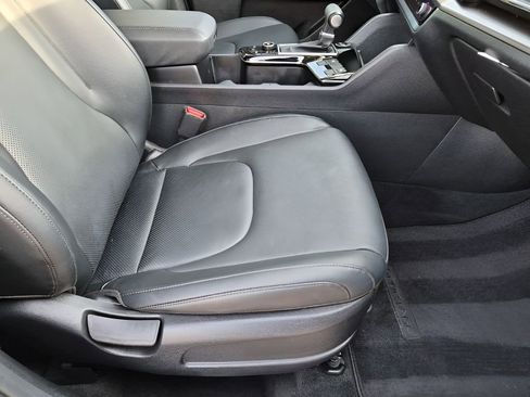 Used 2023 Kia Sportage EX image 16