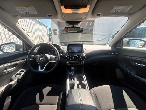 Used 2025 Nissan Sentra SV FWD image 19