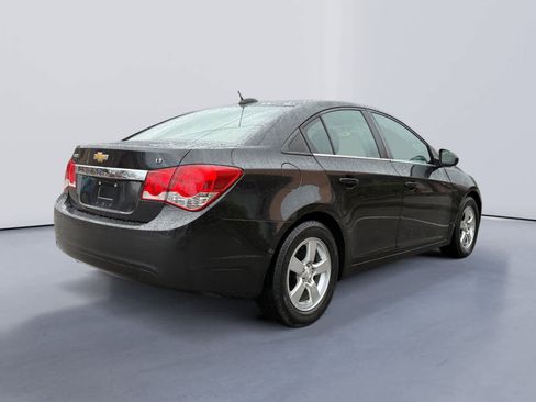Used 2015 Chevrolet Cruze LT image 3