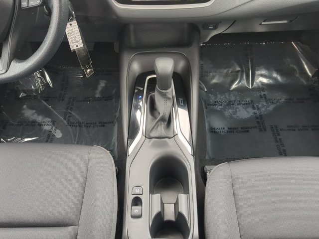Certified 2025 Toyota Corolla LE FWD image 20