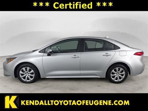 Certified 2025 Toyota Corolla LE image 2