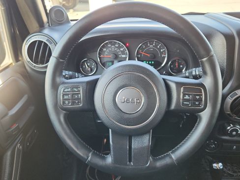 Used 2013 Jeep Wrangler Unlimited Sport AWD/4WD image 18