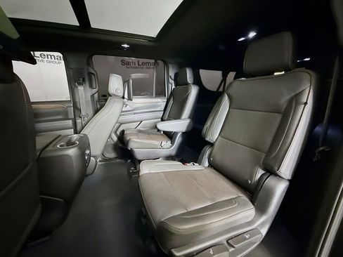 Used 2023 Chevrolet Suburban High Country w/ LPO, Illumination Package image 29