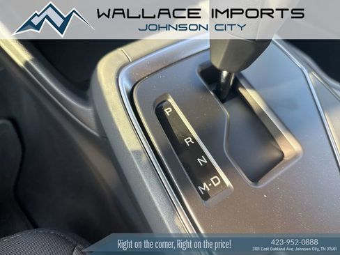 Used 2025 Subaru Crosstrek 2.0i Premium image 32