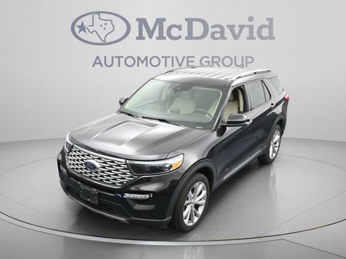 Used 2022 Ford Explorer Platinum w/ Equipment Group 601A AWD/4WD image 35