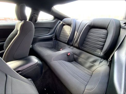 Used 2017 Ford Mustang Coupe w/ Ecoboost Performance Package image 19