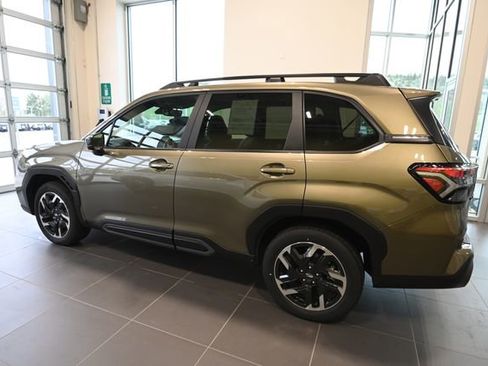 Certified 2025 Subaru Forester Limited w/ Popular Package #1 AWD/4WD image 11
