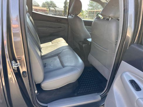 Used 2015 Toyota Tacoma 4x4 Double Cab image 21