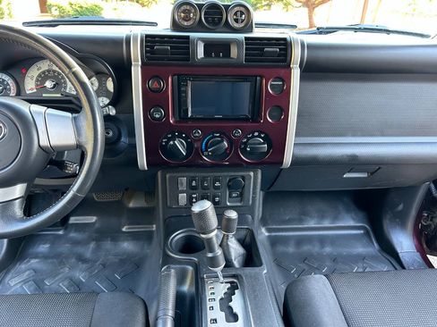 Used 2007 Toyota FJ Cruiser 4WD image 39