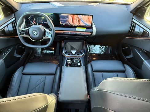 Used 2025 BMW X3 xDrive30i w/ Convenience Package image 33