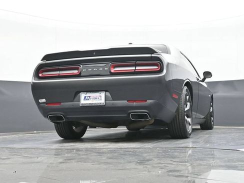 Used 2019 Dodge Challenger R/T RWD image 41