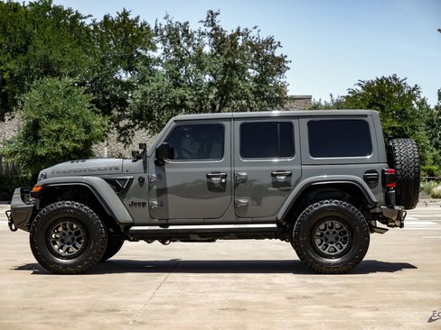Used 2023 Jeep Wrangler Unlimited Rubicon 392 w/ Xtreme Recon 35" Tire Package AWD/4WD image 7