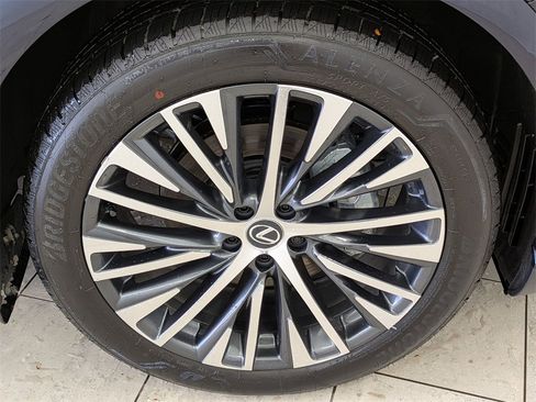 Certified 2025 Lexus RX 350h image 12