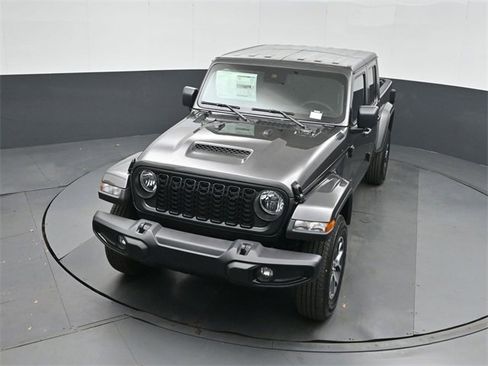New 2025 Jeep Gladiator Sport image 34