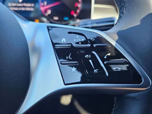 Used 2026 Mercedes-Benz C 300 Sedan image 25