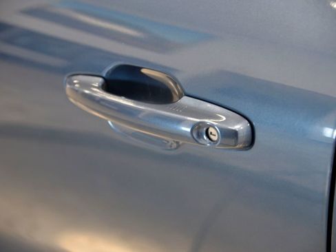 Used 2020 Ford Escape Titanium image 13