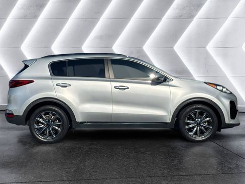 Used 2021 Kia Sportage S w/ S FWD Premium Package image 4